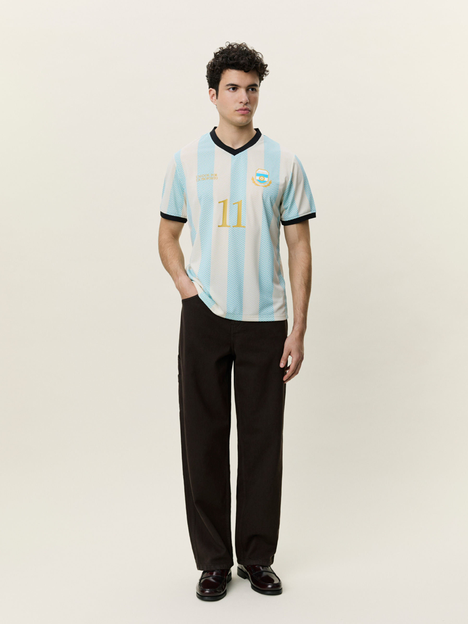 Les Deux Argentina Football Jersey Blue White Stripe  2026 World Cup Soccer Merch Men’s Top for Men Lightweight Soft Sport Jerseys for Guys Athens GA Georgia Kempt Menswear Store Near Ne