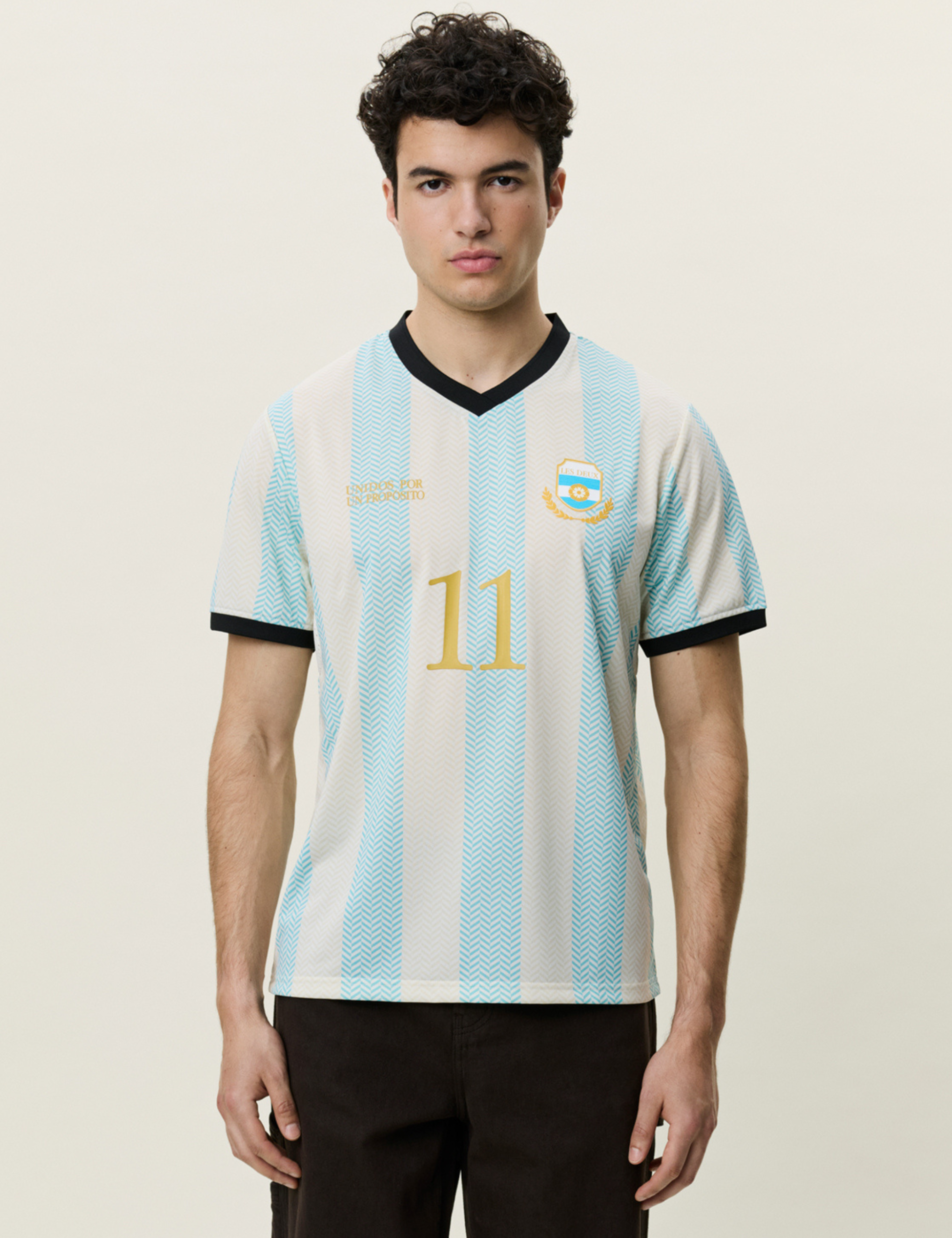 Les Deux Argentina Football Jersey Blue White Stripe  2026 World Cup Soccer Merch Men’s Top for Men Lightweight Soft Sport Jerseys for Guys Athens GA Georgia Kempt Menswear Store Near Ne