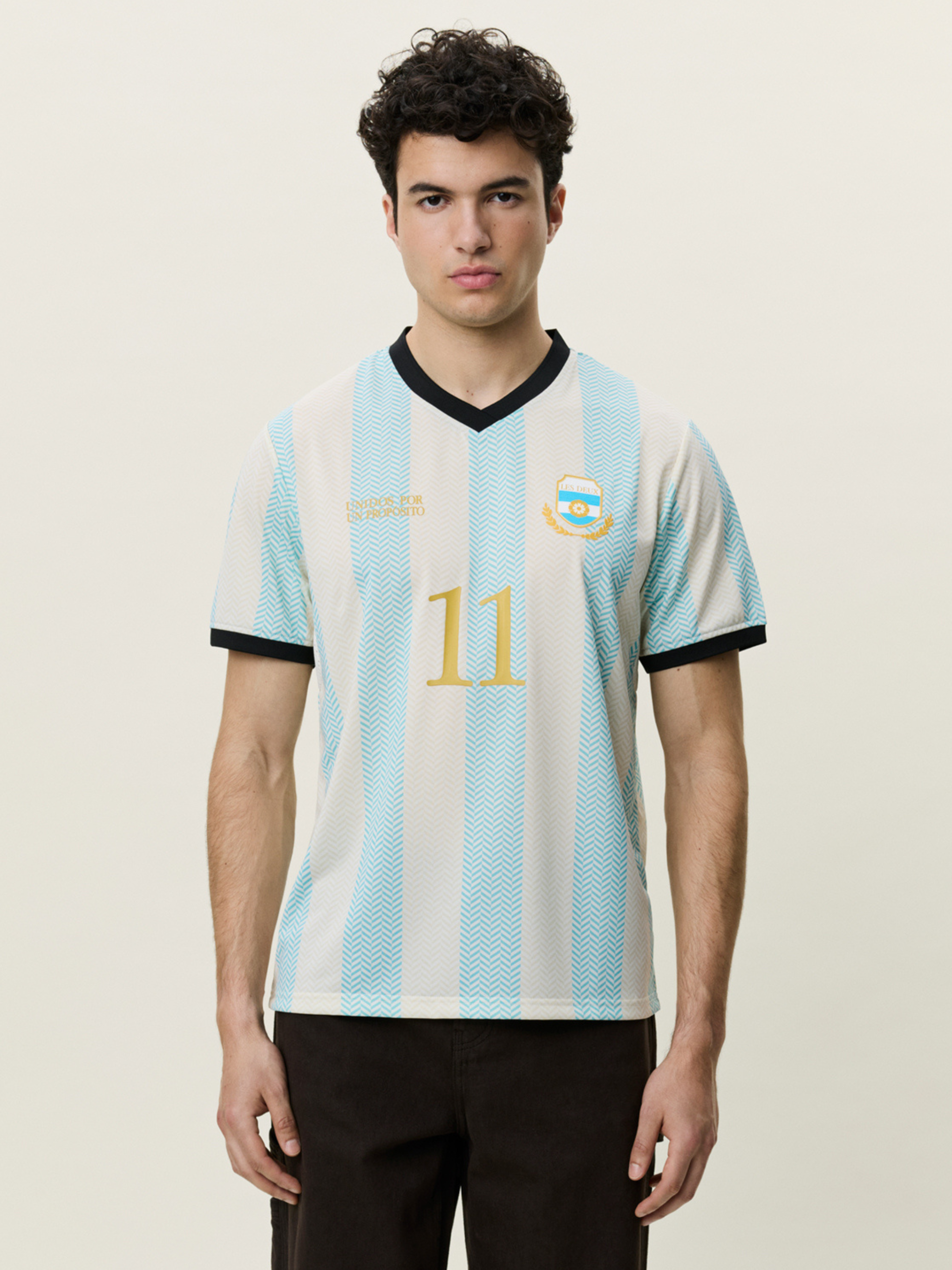 Les Deux Argentina Football Jersey Blue White Stripe  2026 World Cup Soccer Merch Men’s Top for Men Lightweight Soft Sport Jerseys for Guys Athens GA Georgia Kempt Menswear Store Near Ne
