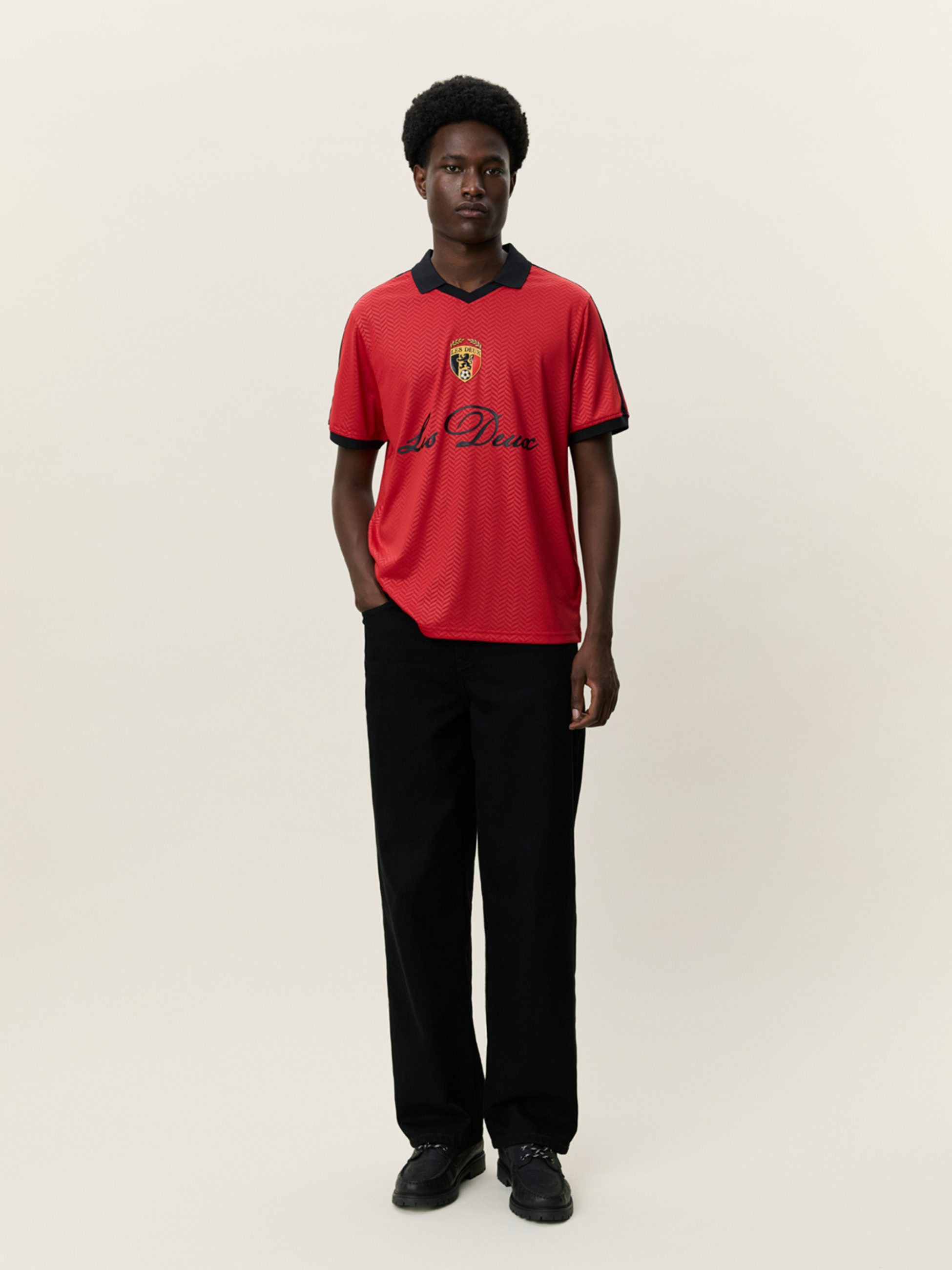 Les Deux Belgium Football Jersey Red Black 2026 World Cup Soccer Merch Men’s Top for Men Lightweight Soft Sport Jerseys for Guys Athens GA Georgia Kempt Menswear Store Near Ne