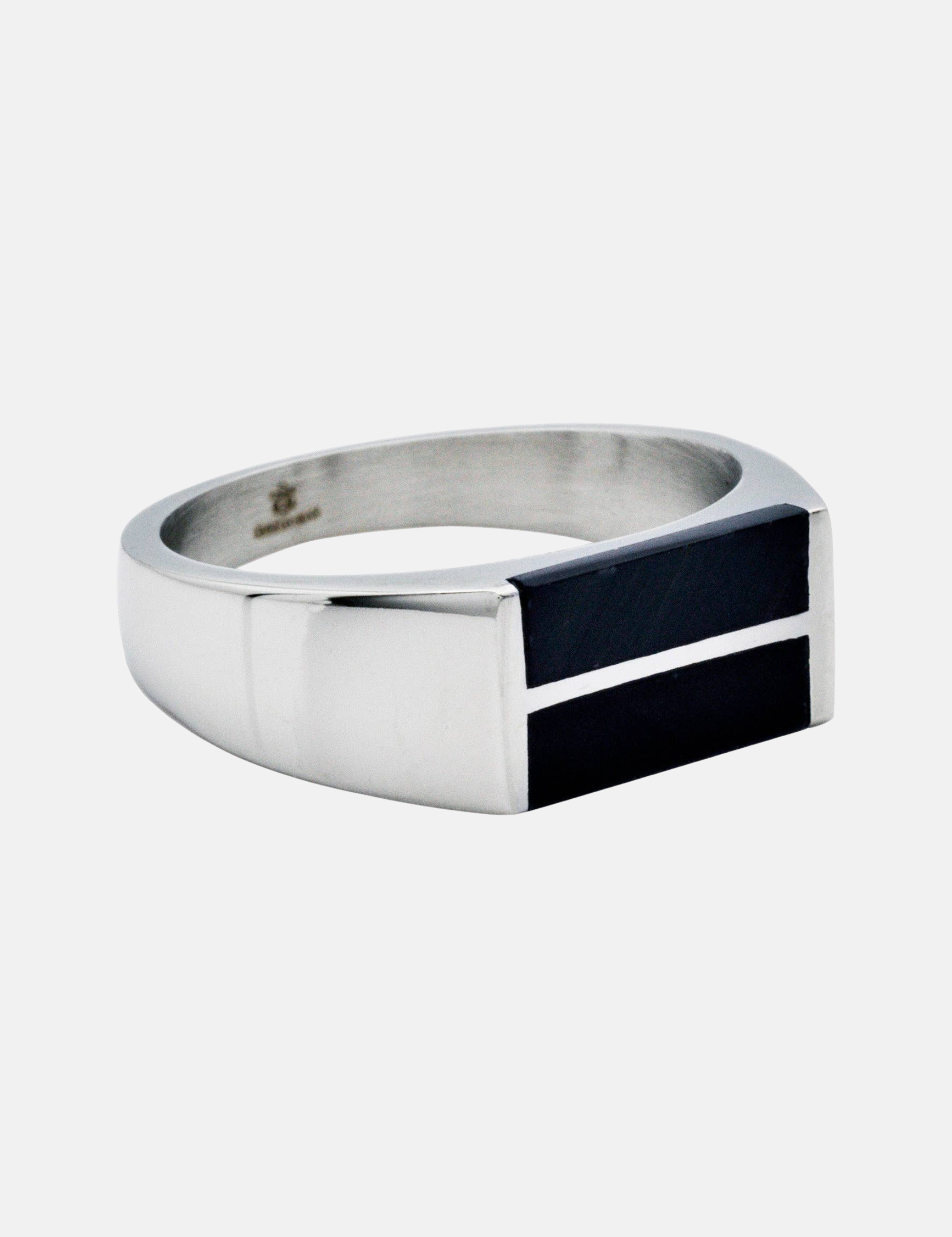 Faire-Product_Pics_-_Blackjack_Stainless_Steel_Bar_Ring_Blue_Tiger_Eye_Stone.png