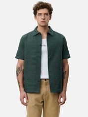 Les Deux Check Seersucker Texture Short Sleeve Shirt Pine Green Collared Button up Men’s Top for Men Vacation Shirts for Men Athens GA Georgia Kempt Menswear Store Near Me