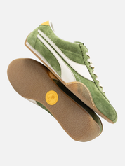 Oncept Men’s Low Profile European Driving Inspired Shoes Lund in Bonsai Green - side and bottom