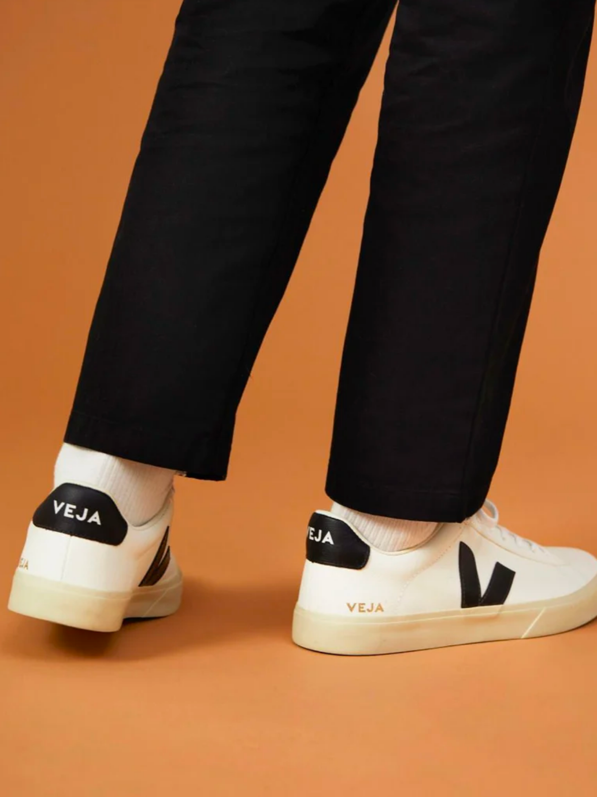 VEJA Sneaker Campo Leather Extra White Black Kempt Athens Georgia Mens Womens UGA White Leather Shoe