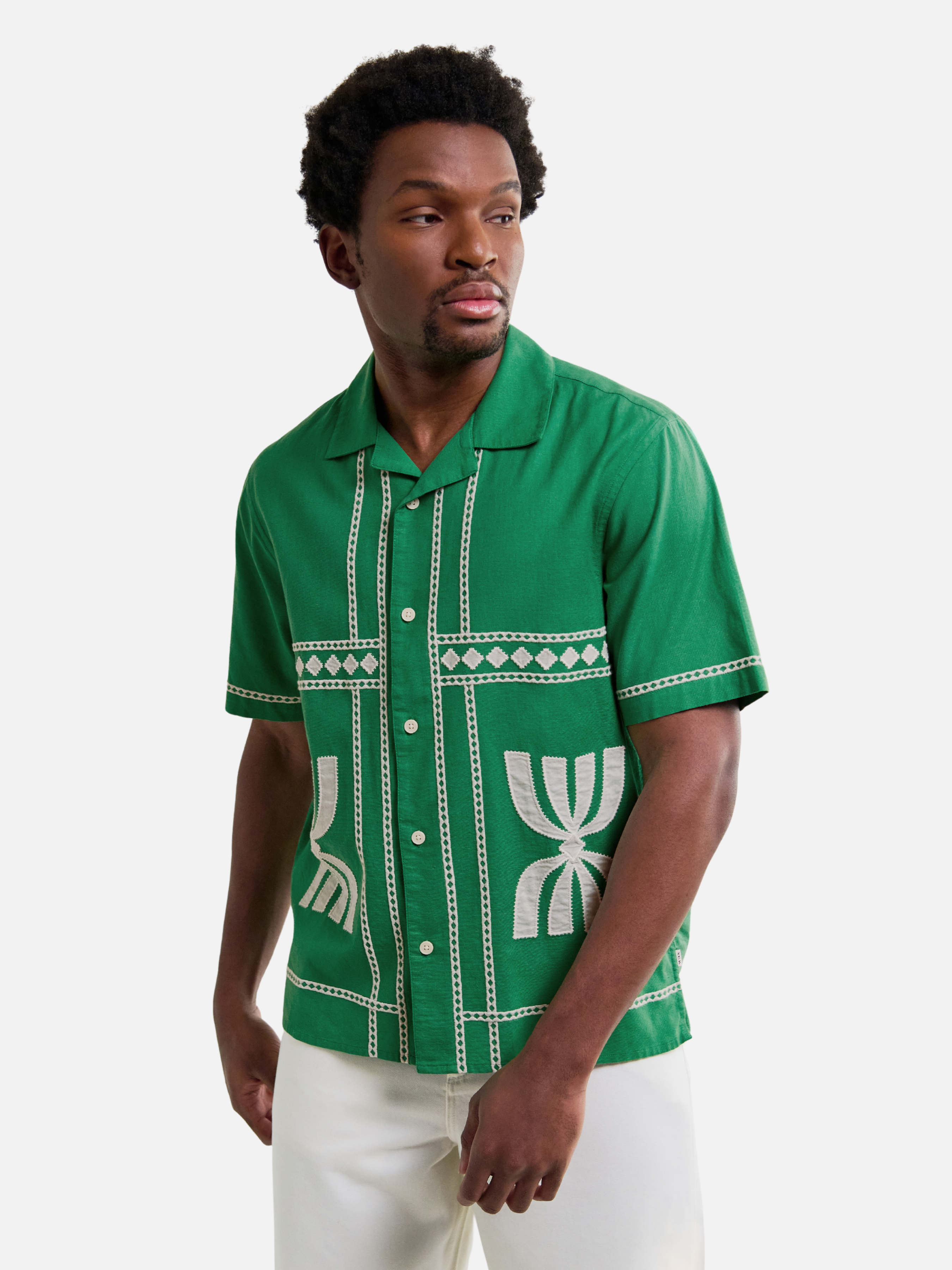 Wax London Didcot Border Green White Applique Short Sleeve Shirt Embroidered Mens Shirt Spring 2026 Clothing Athens Georgia Store